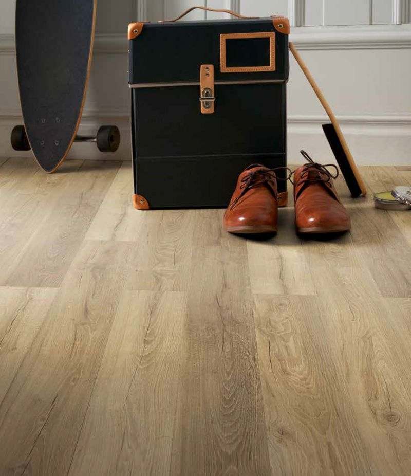 Laminato ESSENTIALS 832 Rovere Victoria Nature TARKETT