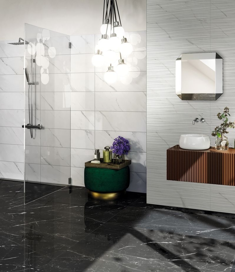 Rivestimento bagno completo effetto marmo bianco e nero