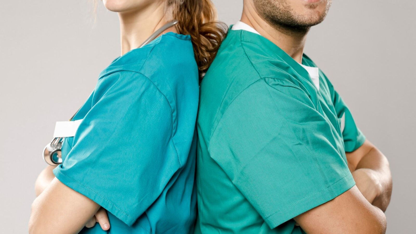 141 INFERMIERI E OPERATORI SOCIOSANITARI