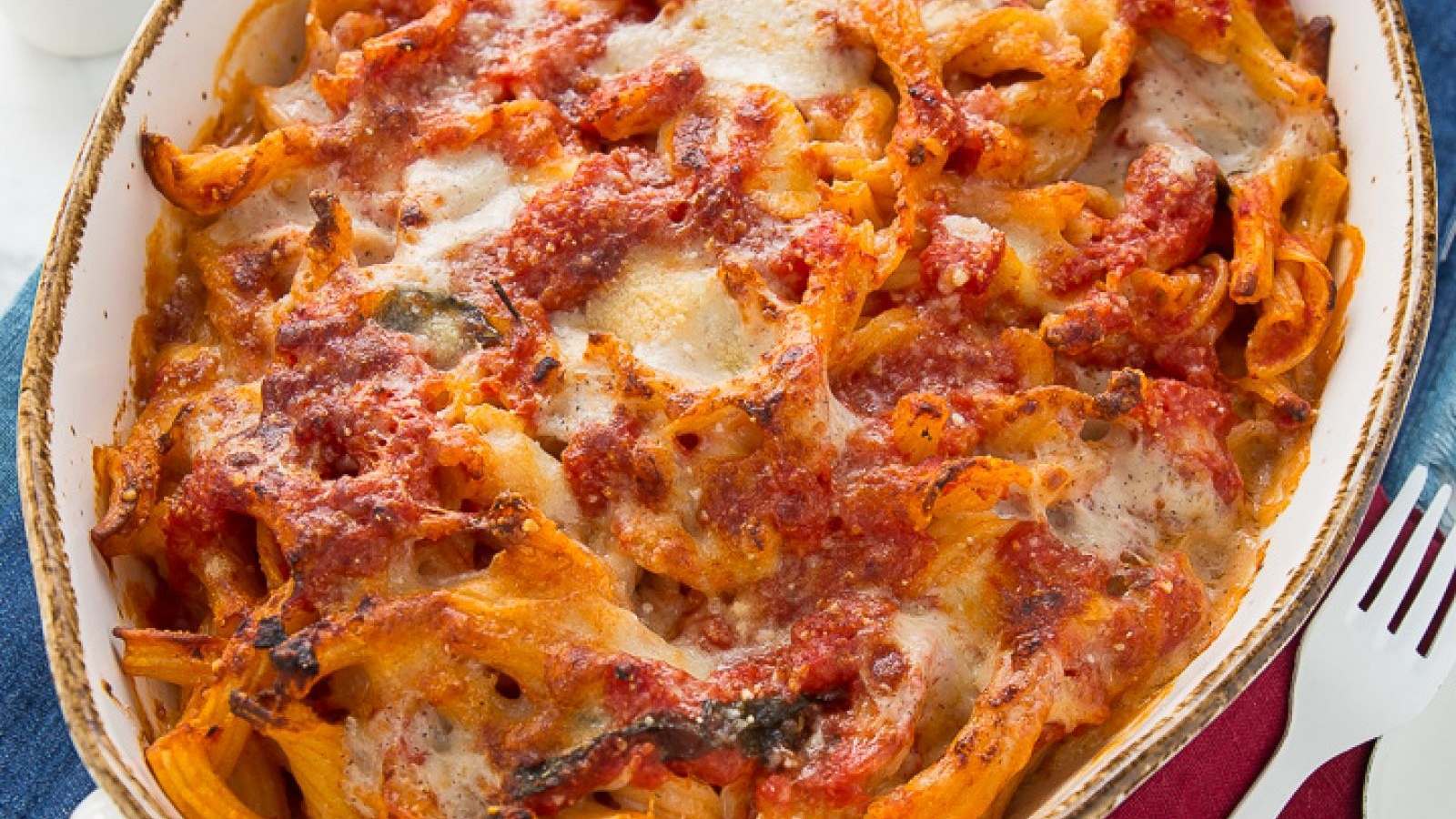 PASTA AL FORNO CON FUNGHI