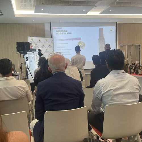 Feudo Massari Trionfa a Monte Carlo: Cinque Riconoscimenti al Prestigioso Concorso MOOOIC 2025